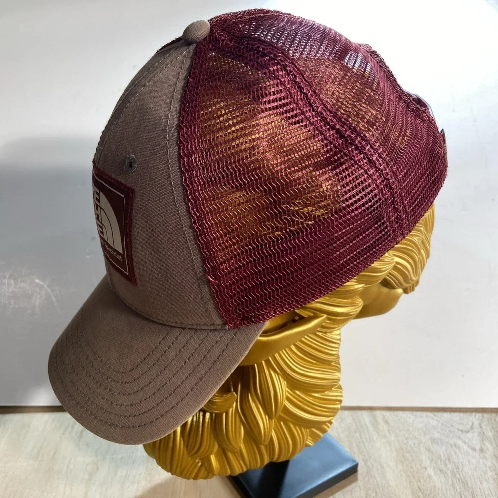 The North Face Mens Trucker Hat Cap Tan Red Mesh Back Canvas Snapback‎